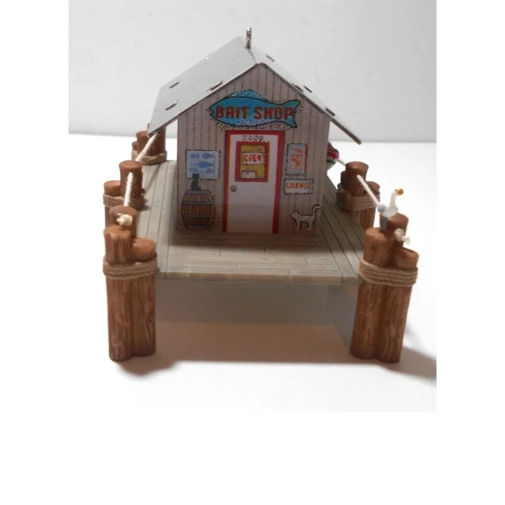 BAIT SHOP‎ WITH BOAT Hallmark Ornament Year 2000 Bait Shop on Dock #2 in Series